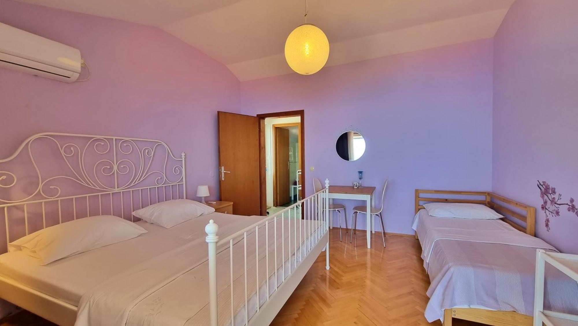Apartments Soric 오미스 객실 사진
